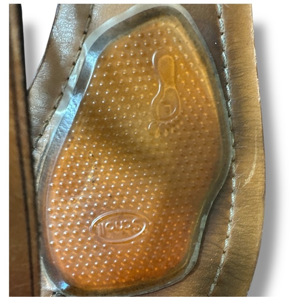 Frye Tan Leather Sandals FRYE RACHEL RING T STRAP SANDAL Size 8 - Picture 3 of 10